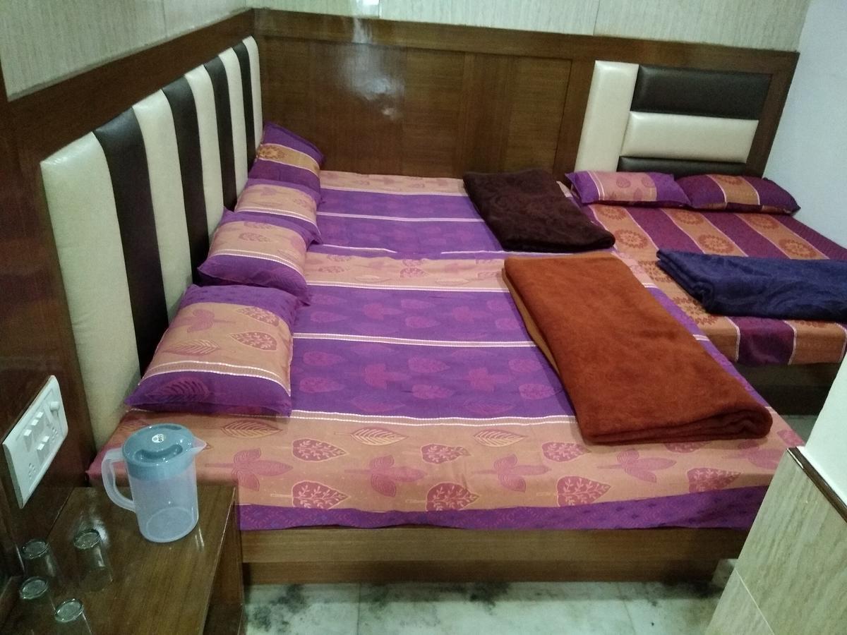 Silver Palace Hotel New Delhi Bagian luar foto