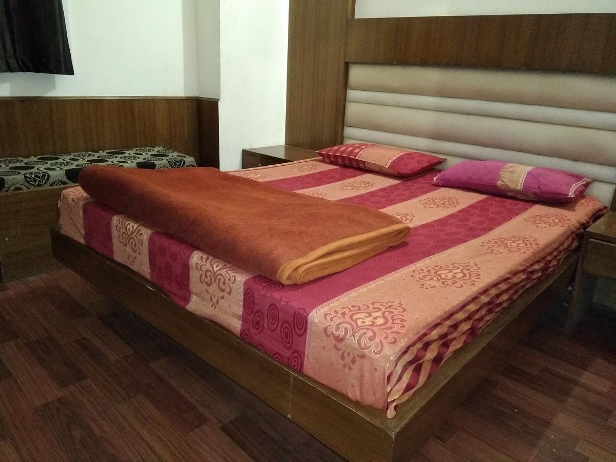 Silver Palace Hotel New Delhi Bagian luar foto
